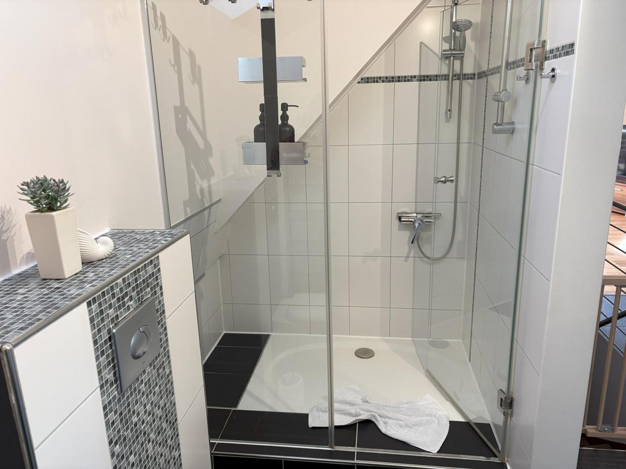 Uferglueck Apartments In Hagnau Am Bodensee Mit Terrasse Екстериор снимка